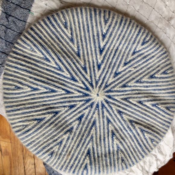 Parkhurst Accessories - PARKHURST super cool blue and white wool Barre